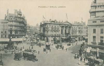 Piccadilly Circus, Londres de English Photographer