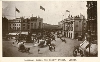 Piccadilly Circus y Regent Street, Londres de English Photographer