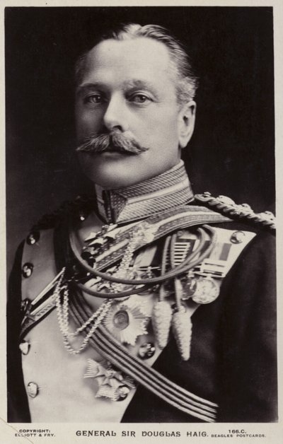 Retrato del General Sir Douglas Haig de English Photographer