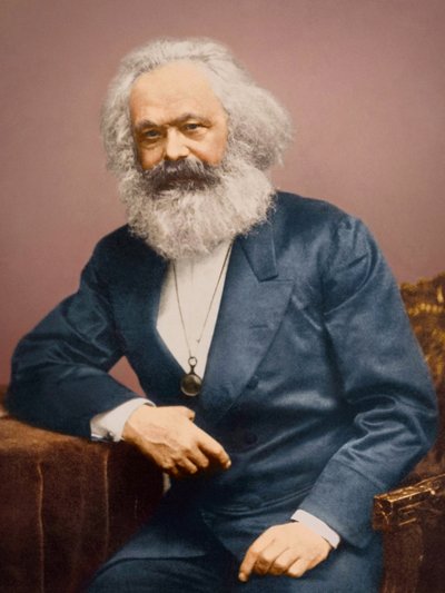 Retrato de Karl Marx con traje azul (foto) de English Photographer