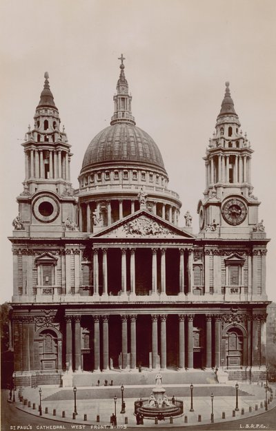 Postal del frente oeste de la Catedral de St Pauls de English Photographer