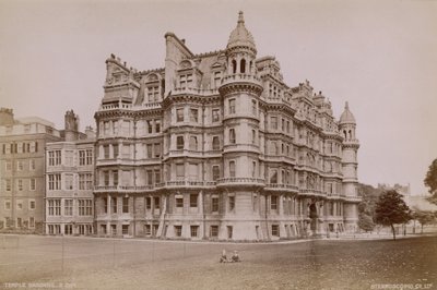 Postal con vista de Temple Gardens de English Photographer