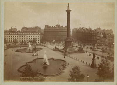 Postal con imagen de Trafalgar Square de English Photographer