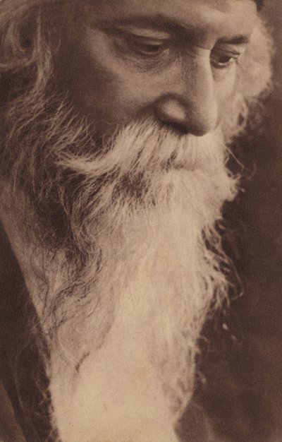 Rabindranath Tagore (1861-1941), escritor, compositor y artista indio (fotografía en blanco y negro) de English Photographer