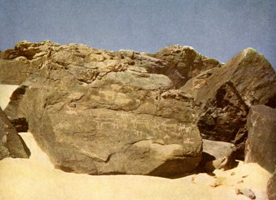 Roca con jeroglíficos prehistóricos, Egipto de English Photographer