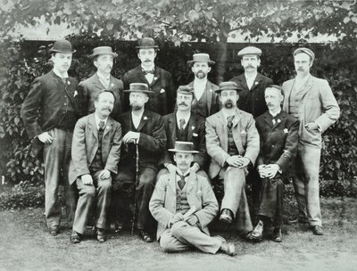 Rosendale Road School: grupos de maestros, 1897 de English Photographer