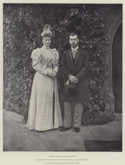 El futuro Zar y Zarina de Rusia, Princesa Alix de Hesse-Darmstadt y el Gran Duque Nicolás, Zarevich de Rusia de English Photographer