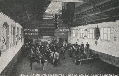 Escuela de equitación de Savigear, Earl