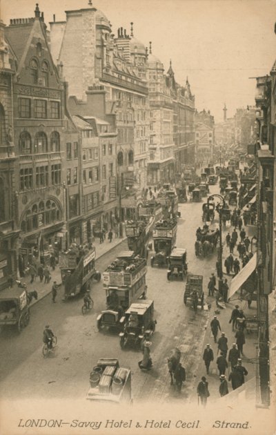 Hotel Savoy y Hotel Cecil, Strand, Londres de English Photographer