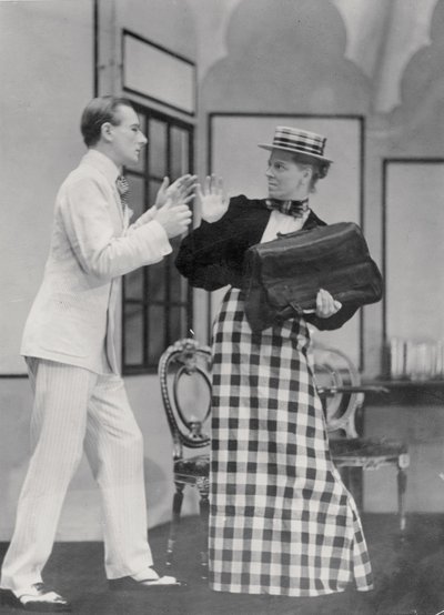 Escena de La importancia de llamarse Ernesto, de Oscar Wilde (1854-1900) en el Lyric Hammersmith, el 7 de julio de 1930 de English Photographer