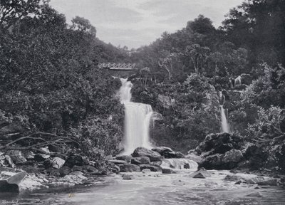 Escocia: Cascadas de Inversnaid, Lago Lomond de English Photographer