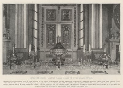 Epergne de Plata Dorada Presentado al Rey Eduardo VII por el Emperador Alemán de English Photographer