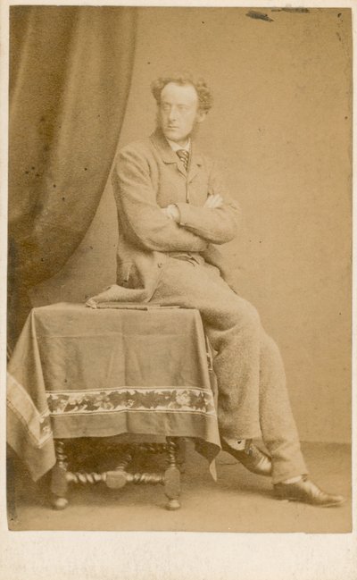 Sir John Everett Millais de English Photographer