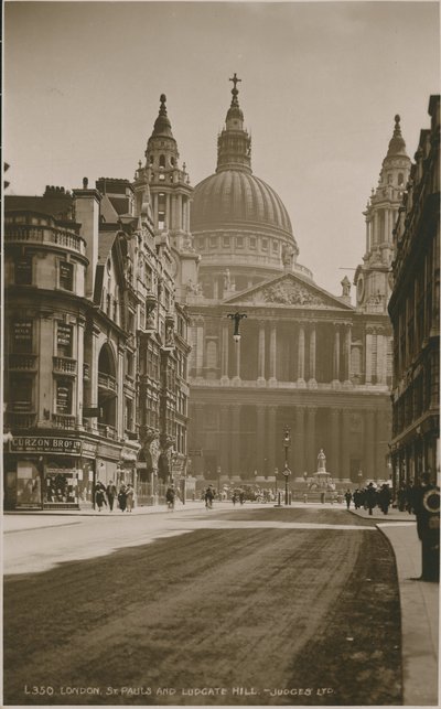 Catedral de St Paul y Ludgate Hill, Londres de English Photographer