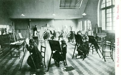 Escuela de Niñas de San Pablo, El Estudio de English Photographer