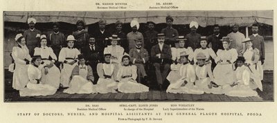 Personal de médicos, enfermeras y asistentes hospitalarios en el Hospital General de la Peste, Poona de English Photographer