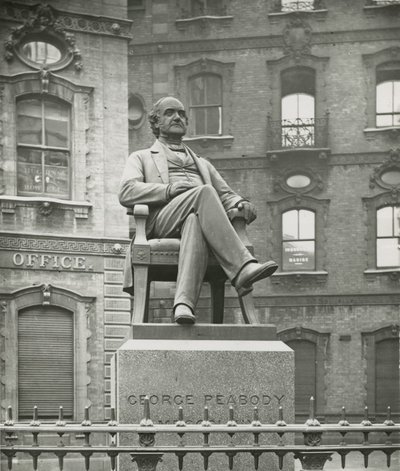 Estatua de George Peabody de English Photographer