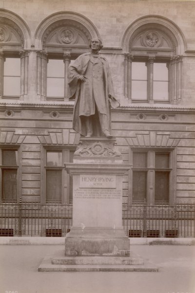 Estatua de Henry Irving de English Photographer
