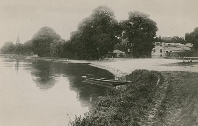 Las Campanas de Ouseley en el Támesis de English Photographer