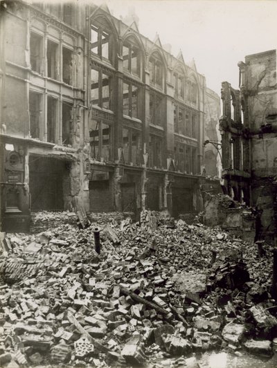 La Ciudad de Londres después de un bombardeo de English Photographer