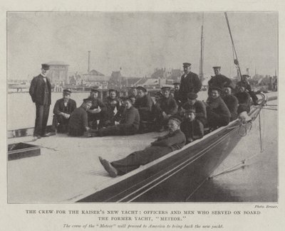 La Tripulación del Nuevo Yate del Kaiser, Oficiales y Hombres que sirvieron a bordo del Yate Anterior, Meteor de English Photographer