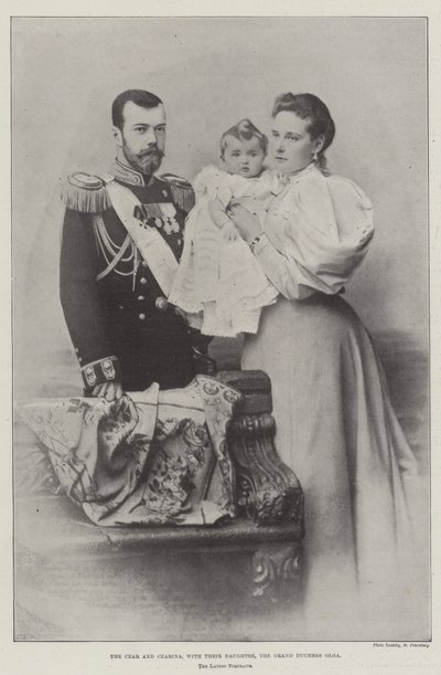 El Zar y la Zarina, con su hija, la Gran Duquesa Olga de English Photographer