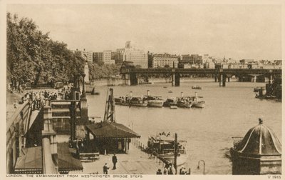 El Malecón desde los Escalones del Puente de Westminster, Londres de English Photographer