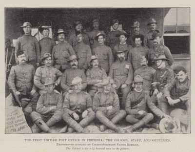 La primera oficina de correos británica en Pretoria, el coronel, el personal y los ordenanzas de English Photographer