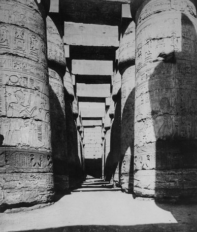 La Sala de Columnas de English Photographer