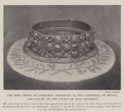 La Corona de Hierro de Lombardía, preservada en la Catedral de Monza y colocada en el ataúd del Rey Humberto de English Photographer