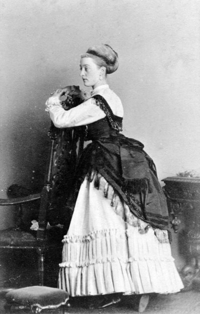 La marquesa de Hastings, c.1860s-70s de English Photographer