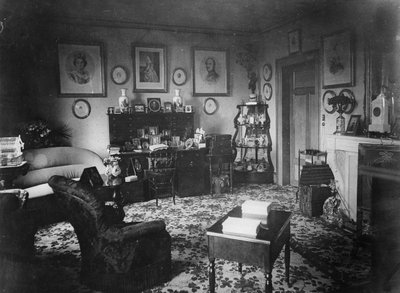 La Sala de Estar de la Reina, Villa Hohenlohe, Baden-Baden, finales de la década de 1860 de English Photographer