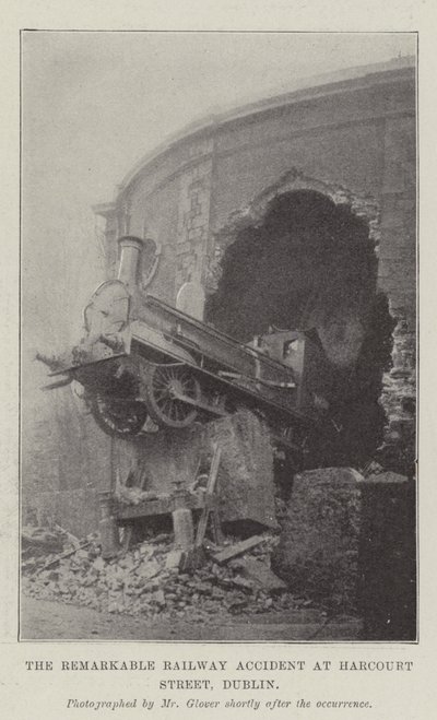 El Notable Accidente Ferroviario en Harcourt Street, Dublín de English Photographer