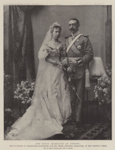 El Matrimonio Real en Coburgo, el Príncipe Ernesto de Hohenlohe-Langenburg y su Novia, la Princesa Alexandra, en su Vestido de Novia de English Photographer