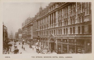 The Strand, Hotel Cecil, Londres de English Photographer