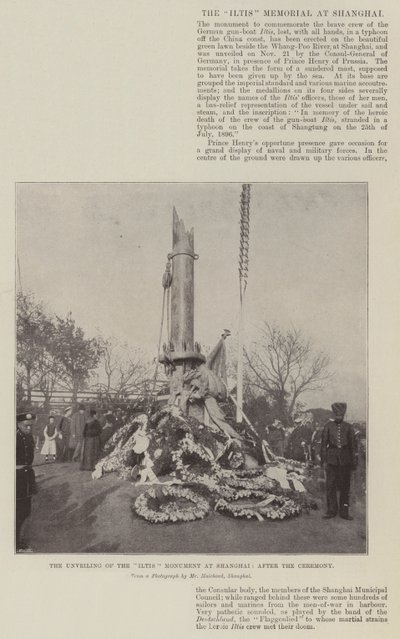 La inauguración del monumento Iltis en Shanghái, después de la ceremonia de English Photographer