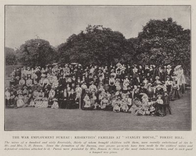 La Oficina de Empleo de Guerra, familias de reservistas en Stanley House, Forest Hill de English Photographer
