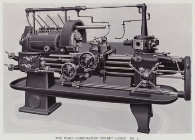 El torno combinado Ward (foto en blanco y negro) de English Photographer