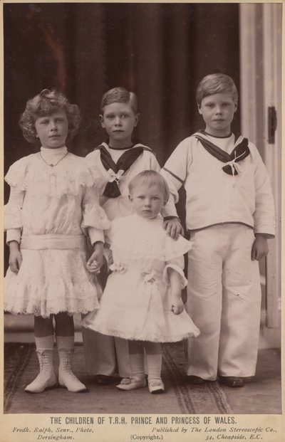 Los hijos de Alberto Eduardo y la Princesa Alexandra de English Photographer
