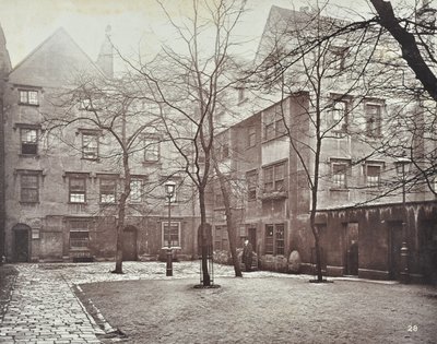Vista de Barnards Inn, Londres, 1879 de English Photographer