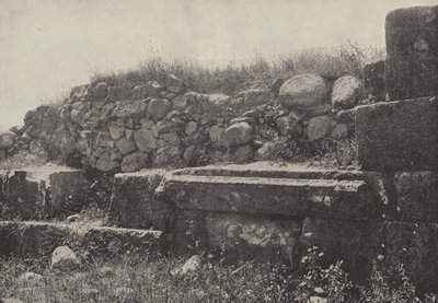 Muro de la sinagoga en Capernaum, escena del milagro de la curación de la mano de English Photographer