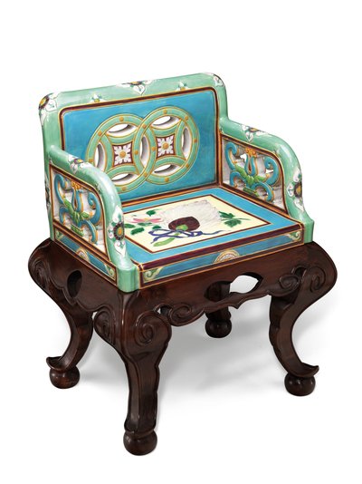 Sillón de movimiento estético majólica de Minton, c.1865 de English School