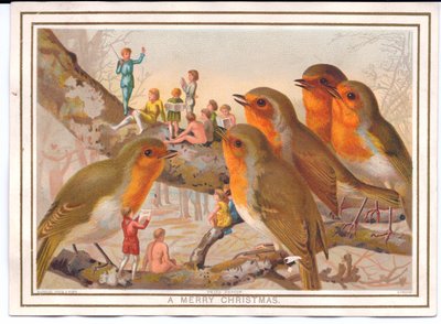 Tarjeta navideña victoriana de cinco petirrojos posados en una rama escuchando a una banda de hadas, c.1880 de English School