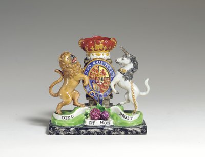 Un jarrón de derrame armorial de Walton como el Escudo de Armas Real Británico, c.1825 de English School