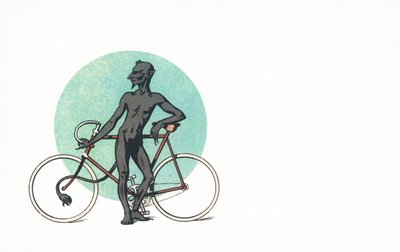 Una figura diabólica junto a una bicicleta de English School