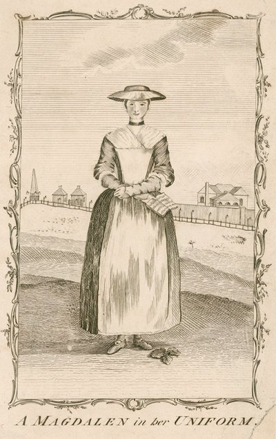 Una Magdalena en su uniforme de English School
