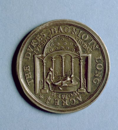 Boleto de admisión al Bagnio de los Duques en Long Acre, c.1680 (metal) de English School