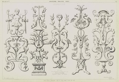 Pilastras arabescas de la tumba del Papa Julio II por Miguel Ángel en la Iglesia de San Pietro in Vincoli, Roma, Italia de English School