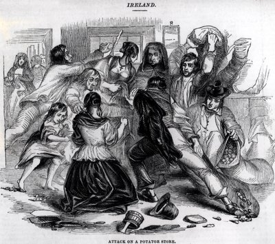 Ataque a un almacén de papas en Irlanda, c.1845 de English School