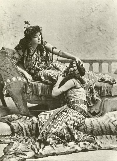 Bernhardt como Cleopatra (grabado) de English School